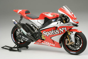 Tamiya Paint - Hobby Kits - Yamaha YZr-Mi '04 1:12 - 14100