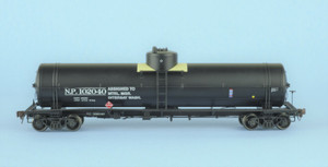 American Limited - HO GATX Tank Car NP as Delivered 102040 - 1868 American Limited - HO GATX Tank Car NP as Delivered 102040 - 1868
