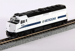 Kato - N Emd F40Ph Metrolink 800 w/dcc - 1769005D