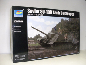 Trumpeter Models - SOVIET Su-100 TK DESTROYR 1:16 - 915