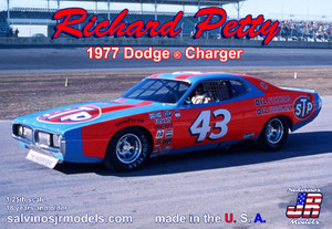 Salvino JR Models - 77 Dodge Charger Richard Petty 1:24 - 38242