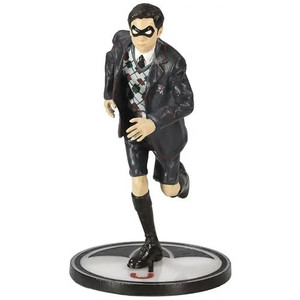 Dark Horse Comics - The Umbrella Academy Statues - Prop Replica Figure Collection - #5 Five Dark Horse Comics - The Umbrella Academy Statues - Prop Replica Figure Collection - #5 Five