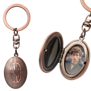 Monogram International - Keychains - Fantastic Beasts - Pewter Picture Holder - 6 Pack