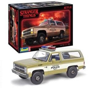 Revell Monogram - 85'Chevy K5 Blazer'Stranger Things' 1:25 - 14558