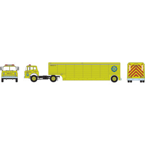 Athearn - HO Ford C Truck w/Hazmat Trailer, Fire Rescue #14 - 92463 Athearn - HO Ford C Truck w/Hazmat Trailer, Fire Rescue #14 - 92463