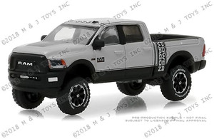 Greenlight 1:64 Hobby Exclusive - 2018 Ram 2500 Power Wagon (bright Silver) - Diecast