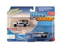 Johnny Lightning 1:64 Hulls & Haulers 1969 International Scout Ii W/malibu Boat And Trailer White Solid Pack - Diecast