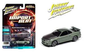Johnny Lightning 1:64 Street Freaks - Import Heat - 2000 Nissan Skyline Gt-r (bnr34) - Millennium Jade - Limited To 2,600 Pieces - Diecast