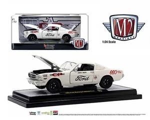 M2 Machines 1:24 Auto-machines 1965 Ford Mustang Fastback 2+2 - Diecast