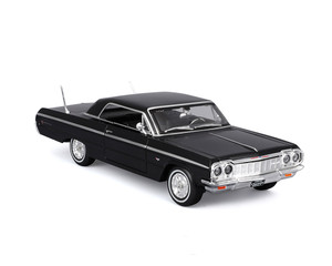 Maisto 1:26 Chevrolet Impala Ss - Black - Special Edition - Mijo Exclusives - Diecast
