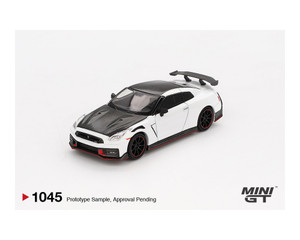 Mini Gt 1:64 Nissan Gt-r Nismo 2024 - Brilliant White Pearl - Diecast