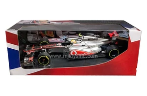 Minichamps 1:18 Formula 1 2012 Vodafone Mclaren- Lewis Hamilton Show Car - Diecast
