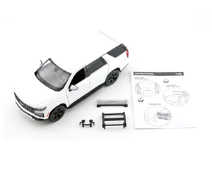 Motor Max 1:24 2025 Chevrolet Tahoe Police Pursuit Vehicle - Plain White - Law Enforcement And Public Service - Diecast
