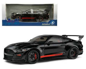 Solido 1:18 2022 Ford Shelby Gt500 Code Red - Black - Diecast