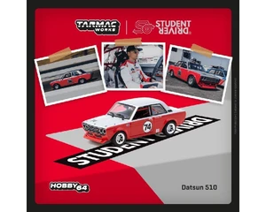 Tarmac Works 1:64 Student Driver Datsun 510 Trans-am B-sedan 2.5 Challenge 2023 Daniel Wu - Red - Hobby64 - Diecast
