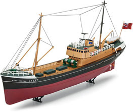 Revell Monogram Germany - North Sea Fishing Trawler :142 - 5204