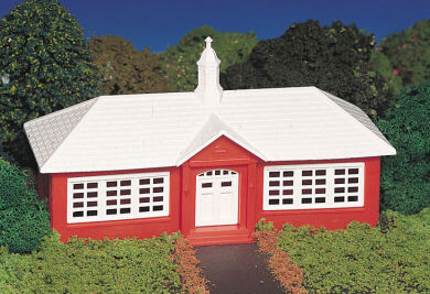 Bachmann - Ho School House - 45133