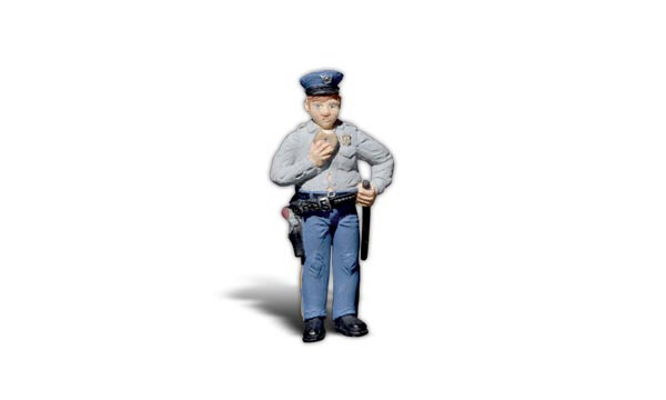 Woodland Scenics - G Policeman W/doughnut - 2532