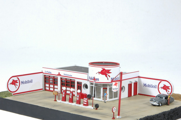 JL Innovative Design - N Storm Lake Mobil Station - 430