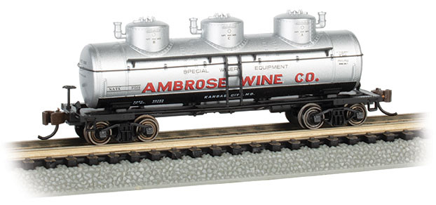 Bachmann - N 3-Dome Tank Car Ambrose Wine Co 7501 - 17158