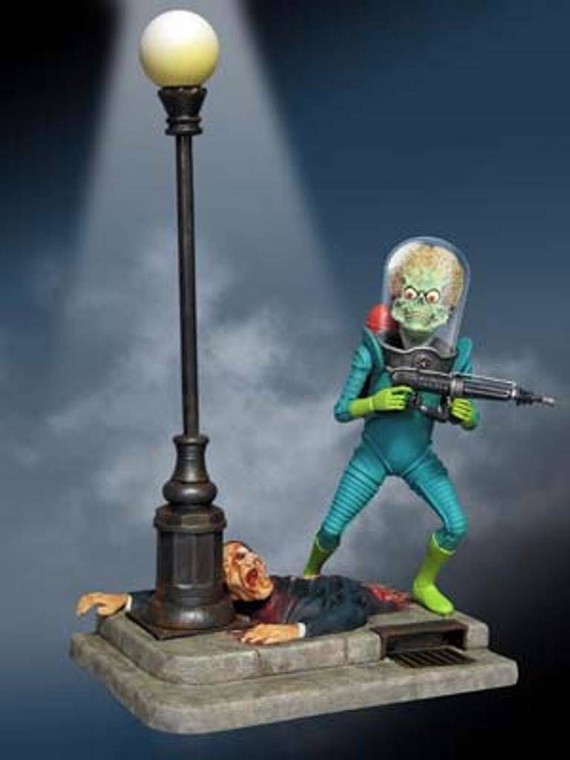 Aurora-Moebius Model Kits - Mars Attacks Martian Figure - 936