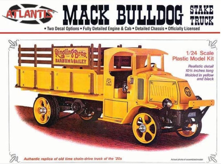 Atlantis Models - 1926 Mack Bulldog  Stake Truck 1:24 - 2402