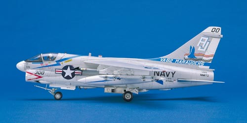 Hasegawa Models - A-7D/E Corsair Ii 1:48 - 7247