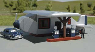 Bachmann - N Airplane Gas Station - 35251
