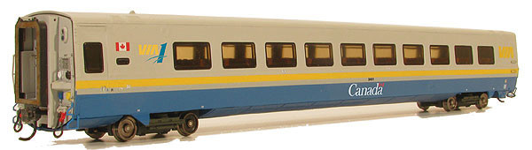 Rapido Trains - Ho Lrc Club Car Via 3468 - 107008