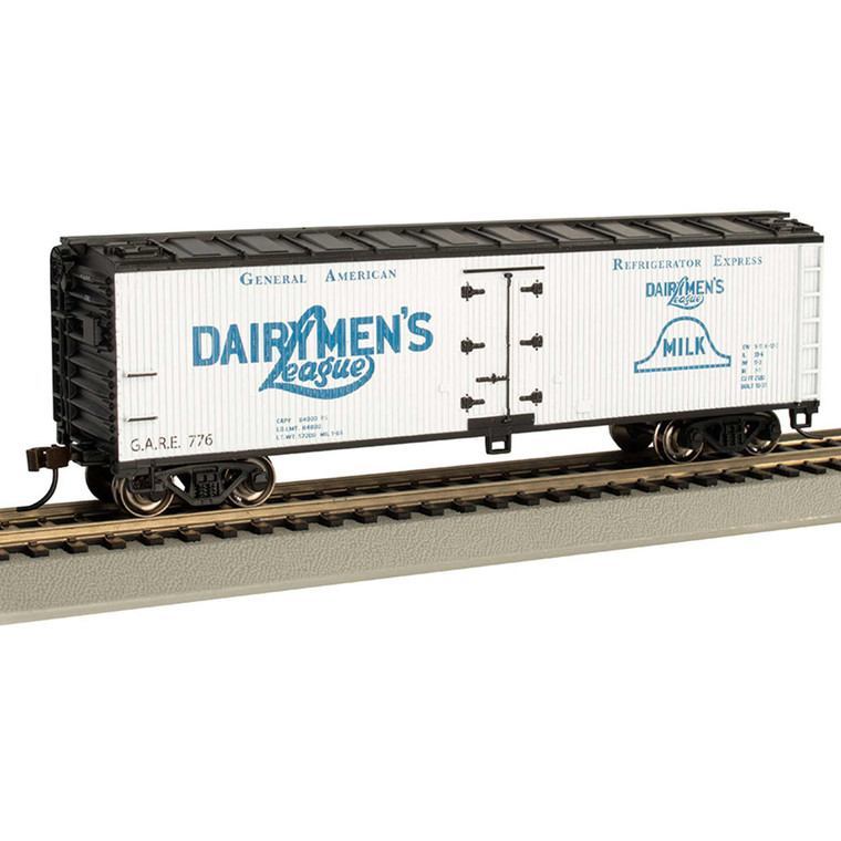 Bachmann Industries - Ho 40' Wood Reefer, Dairymen's League - 19810 Bachmann Industries - Ho 40' Wood Reefer, Dairymen's League - 19810