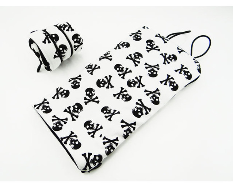 Hot Racing - 1/10 Scale Black and White Skull Sleeping Bag (Toy) - ACC58S01 Hot Racing - 1/10 Scale Black and White Skull Sleeping Bag (Toy) - ACC58S01