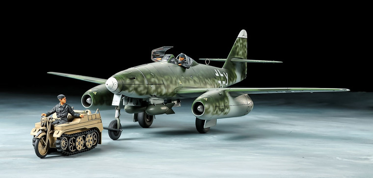 Tamiya - 1/48 Messerschmitt Me262 A-2a with Kettenkraftrad - 25215