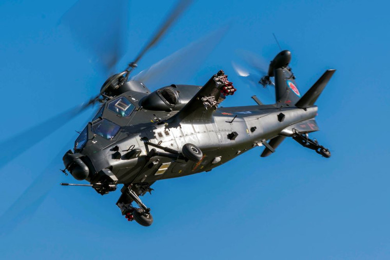 Trumpeter Models - Chinese Z10 Attack Helicopter 1:48 - 5820