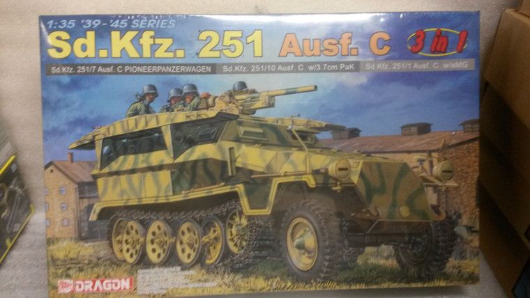 DML Military Kits - Sd.Kfz.251 Ausf.C 3n1 1:35 - 6224