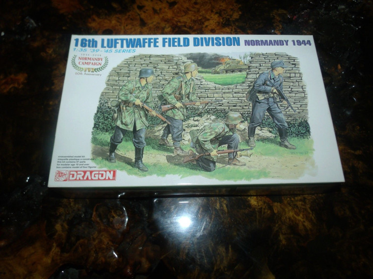 DML Military Kits - Luffwaffe Field Division 1:35 - 6084