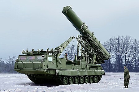 Trumpeter Models - S300V Russian SAM Launch Vehicle 1:35 - 9521