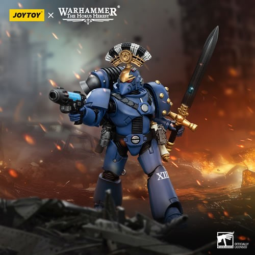 Joytoy - Warhammer 40,000 Figures - 1/18 Scale Ultramarines MKVI Sgt Power Sword (The Horus Heresy)