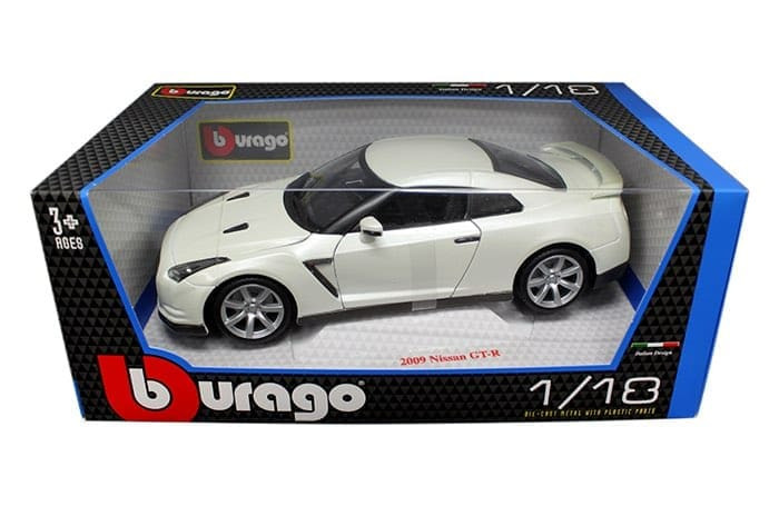 Bburago 1:18 2009 Nissan Gt-r (white)- Diecast
