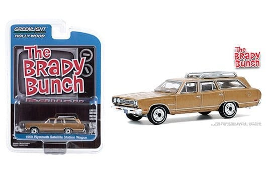 Greenlight 1:64 Hollywood Series 29 The Brady Bunch (1969-74 Tv Series) Carol Bradys 1969 Plymouth Satellite Station Wagon (brown)- Diecast