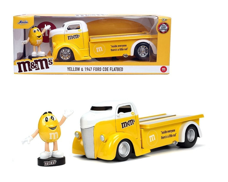 Jada 1:24 1947 Ford Coe Flatbed With Yellow M&ms Figure Hollywood Rides- Diecast