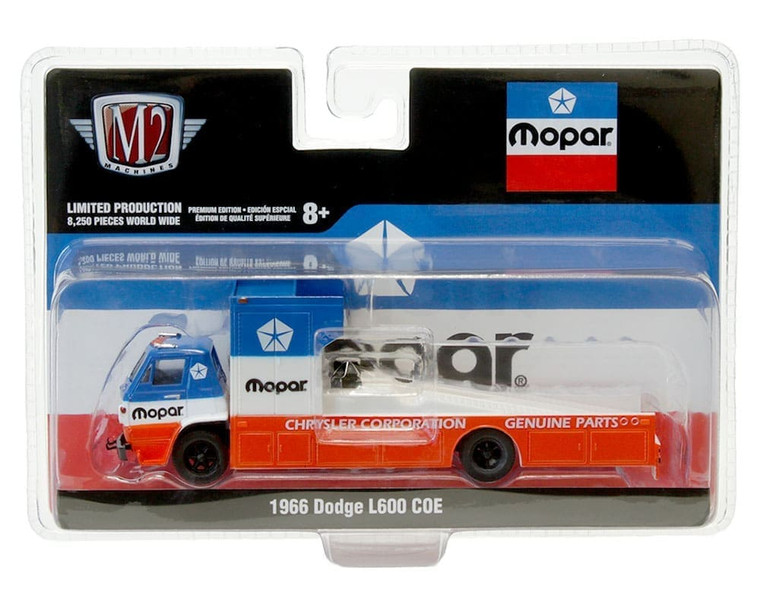 M2 Machines 1:64 Auto-transport 1966 Dodge L600 Mopar Hobby Exclusive- Diecast