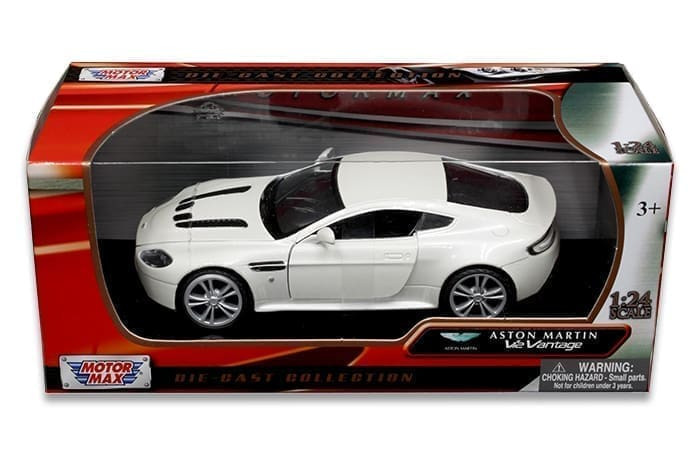 Motormax 1:24 2009 Aston Martin V12 Vantage White- Diecast