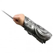 Neca - Assassin's Creed 2 Roleplay - The Hidden Blade Of Ezio Auditore (Gauntlet Replica)