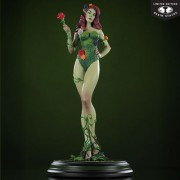 Dc Direct - DC Cover Girls Statues - 1/8 Scale Poison Ivy By J. Scott Campbell (Resin)