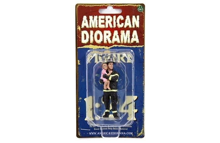 American Diorama 1:24 Firefighter - Saving Life - Diecast