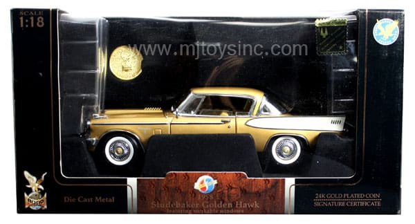 Road Signature 1:18 Signature Series - 1958 Studebaker Golden Hawk - Diecast
