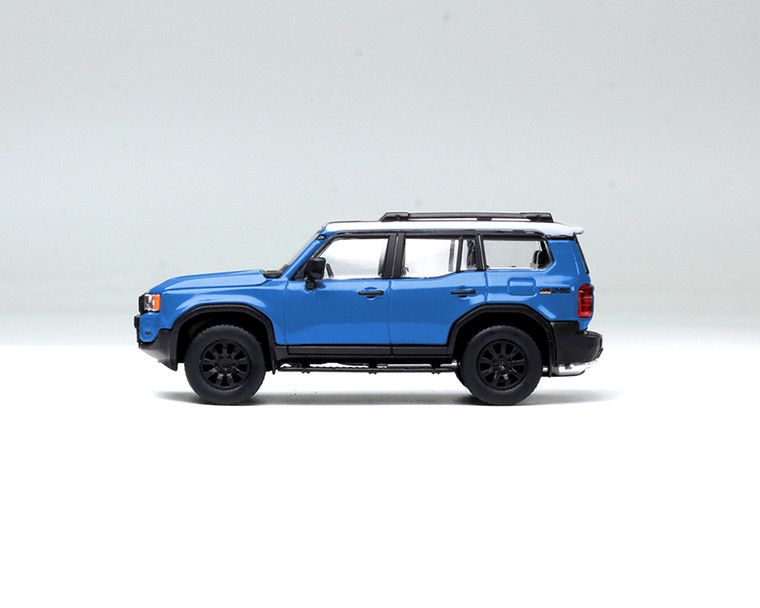Trends Hobby 1:64 Toyota Land Cruiser 250 - Heritage Blue - Diecast