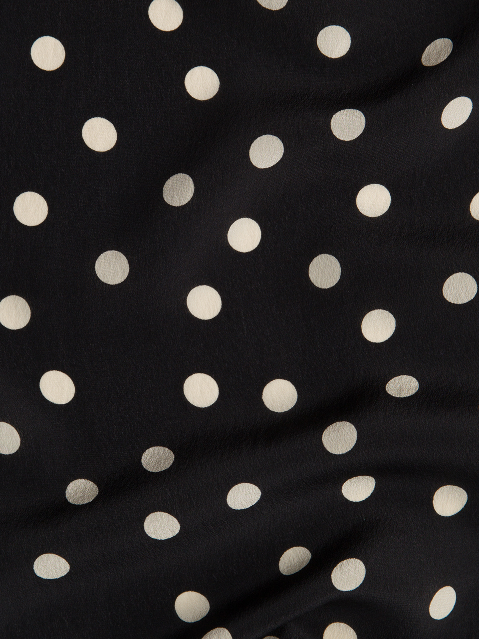 The Julia - Black and White Spot