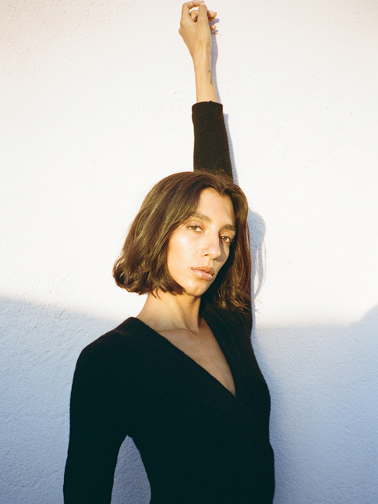 The Maisie Cardigan - Black