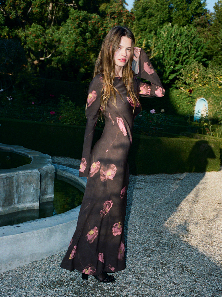 COMING SOON<br>The Gia - Rococo